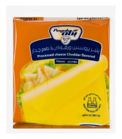 پنیر پرورده ورقه ای 180 گرمی با طعم چدار پگاه